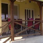 Дом отдыха Oeregakac Vendeghaz *