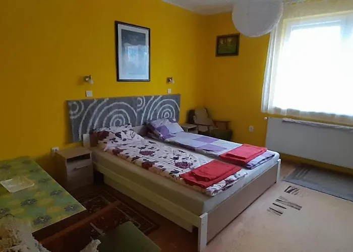 Oeregakac Vendeghaz Feriehus Tiszaladány